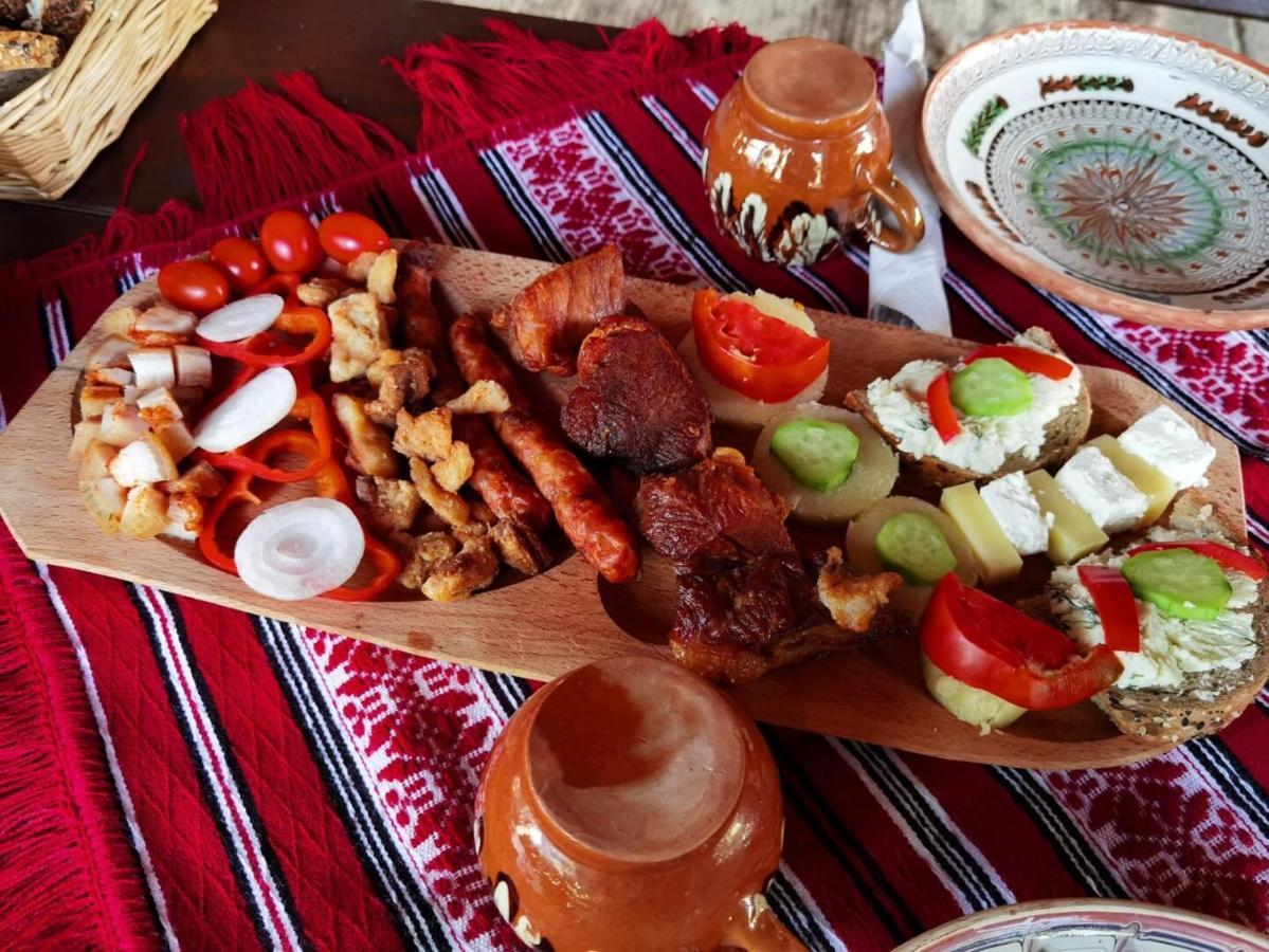 Langa Stana Hotel Curtea de Argeş Buitenkant foto