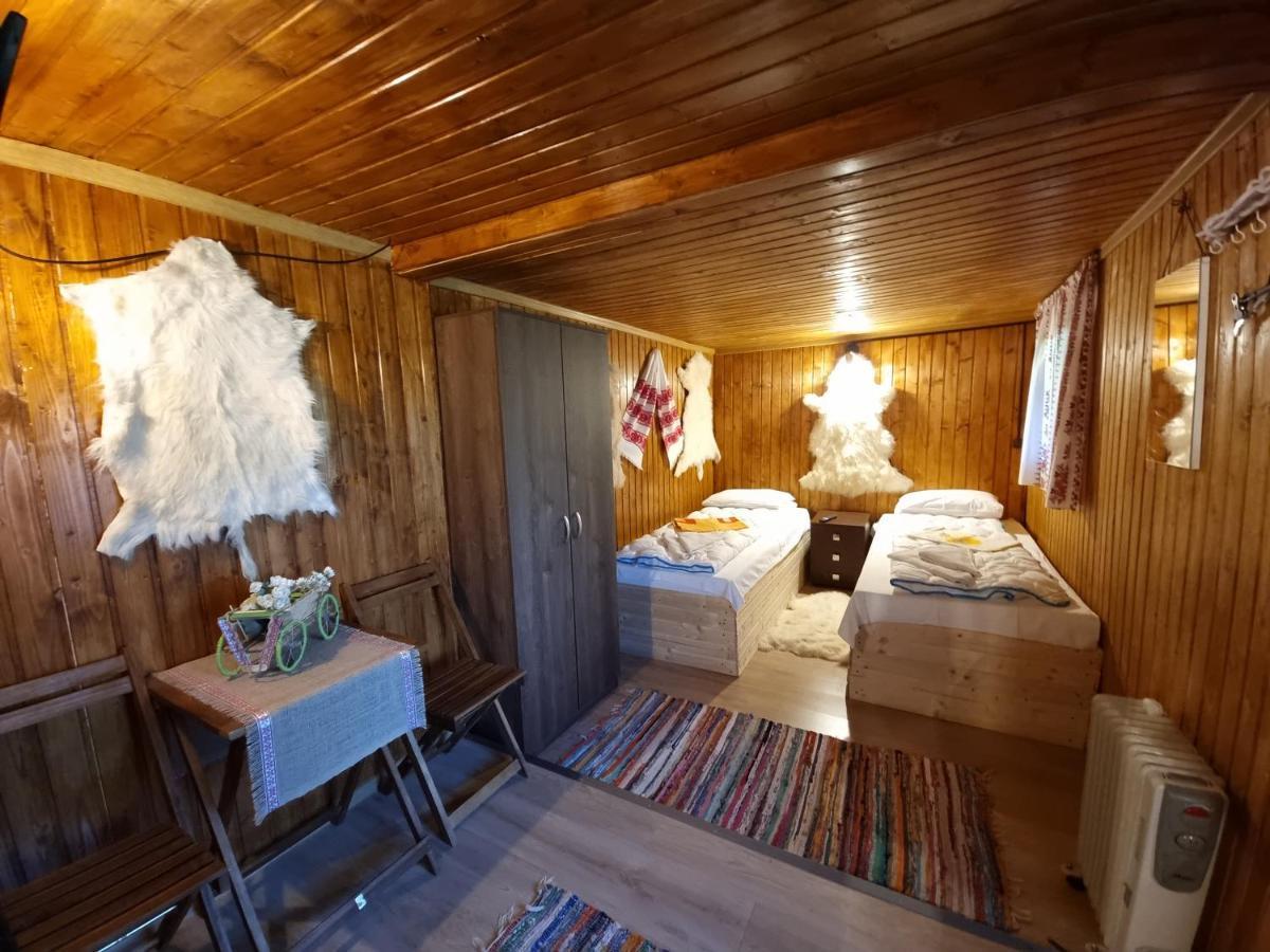 Langa Stana Hotel Curtea de Argeş Buitenkant foto